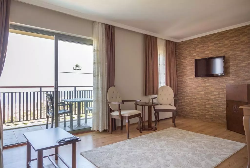 seaview suite kusadasi_shabavizparvaz_08.jpg